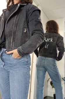 SPIJKERJACK/GILET - VERWASSEN ZWART - HANDBESCHILDERD