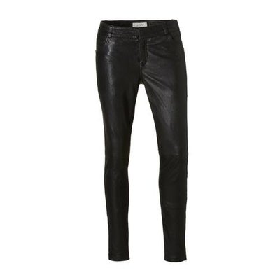LEATHER PANTS.