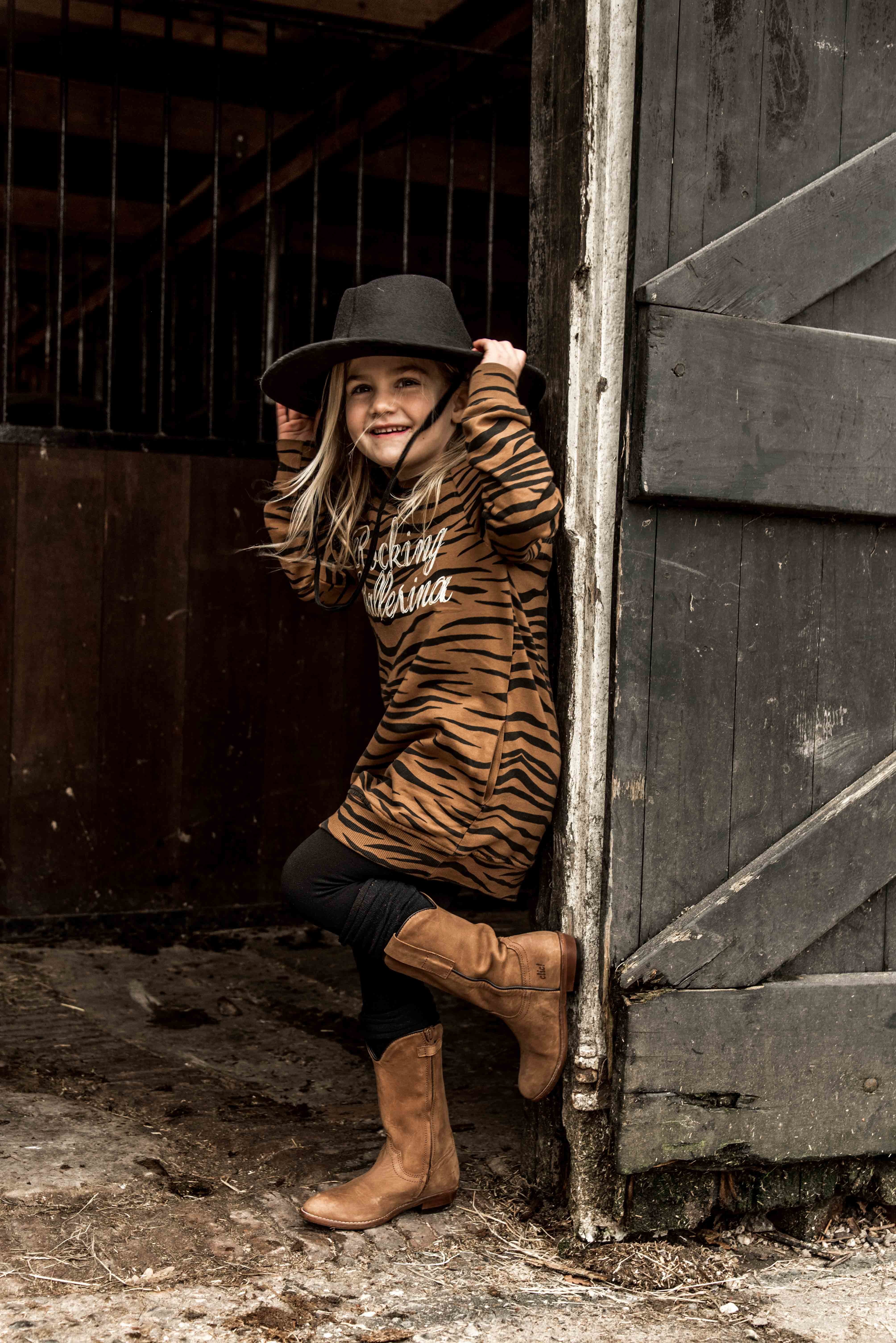 GIRLS SWEATDRESS TIGER ROCKING BALLERINA