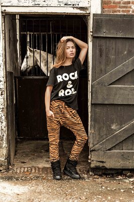 ROUND NECK TEE : ROCK & ROLL