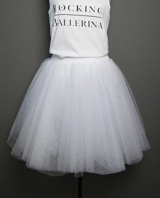 SHORT TULLE SKIRT ; OVER THE TOP WHITE (mag niet meer retour)