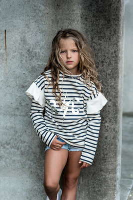 GIRLS SWEATER STRIPE ROCK ( mag niet meer retour)