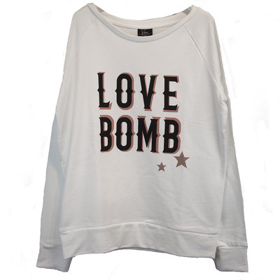 SWEATER LOVEBOMB