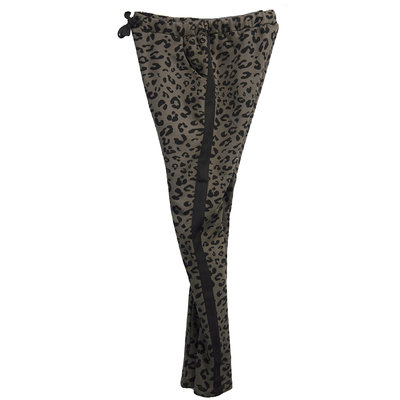 13/14 laatste maat! GIRLS DROPPED CROTCH JOGGER ARMYGREEN LEOPARD