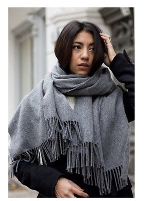 CASHMERE SHAWL ; 100% SCHEERWOL ANTRA