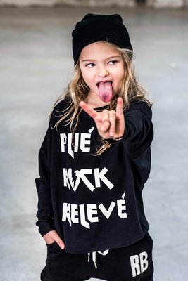 LONGSLEEVE : PLIE , ROCK , RELEVE ( GIRLS)