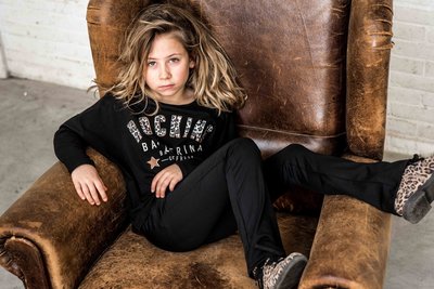 LONGSLEEVE : ROCKING BALLERINA BARREFREAK COLLECTIVE