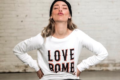 SWEATER LOVEBOMB