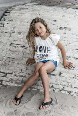 GIRLS : LOVE TEE
