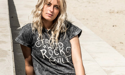 STONEWASHED TEE ; STAY WILD ROCKCHILD
