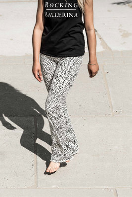 CHEETAH FLARE PANTS CREME.