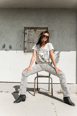 CHEETAH FLARE PANTS CREME.