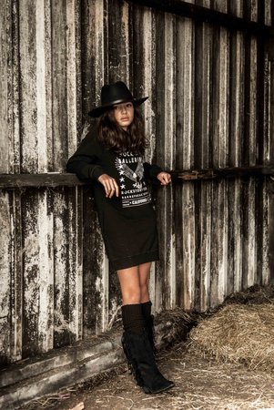 GIRLS HOODED SWEATDRESS EAGLE STARTOUR- MAG NIET MEER RETOUR