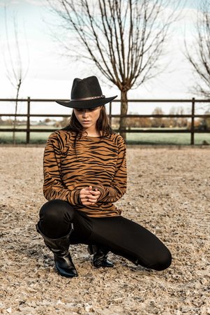 SWEATER TIGER