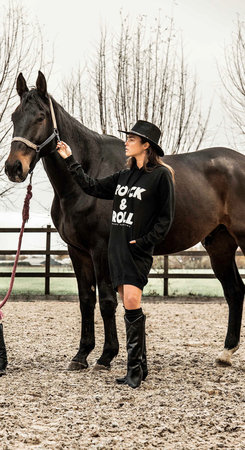 HOODED SWEATDRESS ROCK & ROLL