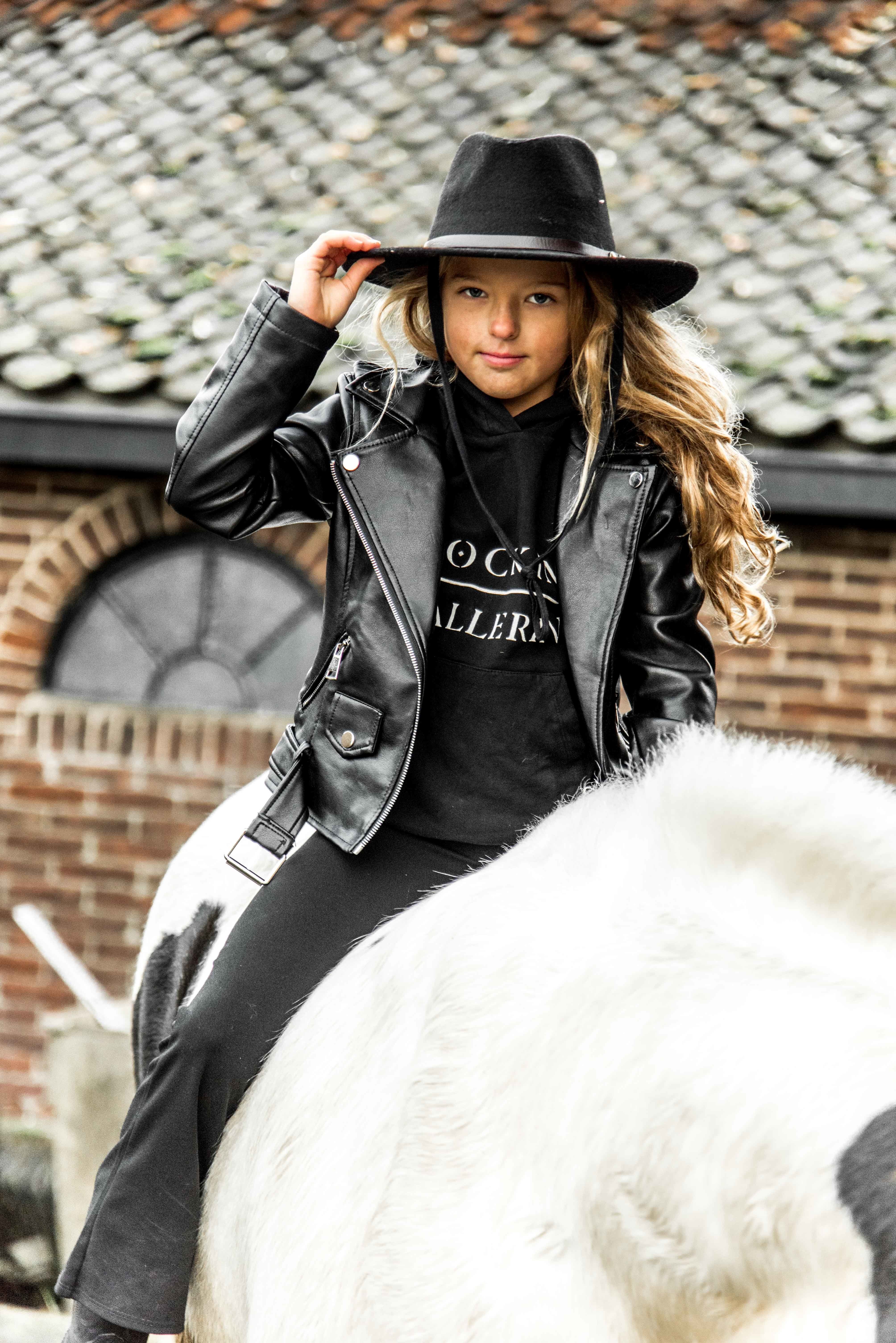 GIRLS BELT BIKER EIGEN NAAM