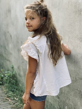 GIRLS TUNIEK BLOUSE RUFFLE CREAM - MAG NIET MEER RETOUR