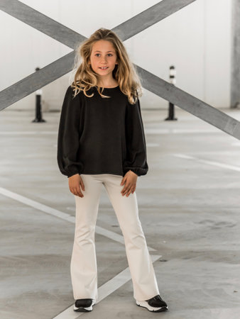 GIRLS BLOUSE BALLOONSLEEVES - BLACK