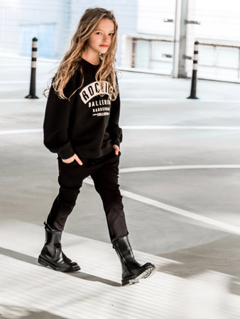 GIRLS DROPPED JOGGER - BLACK