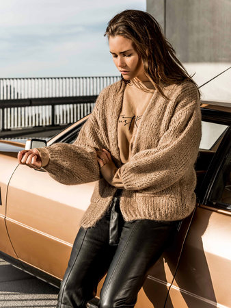 MOHAIR VEST - CAMEL