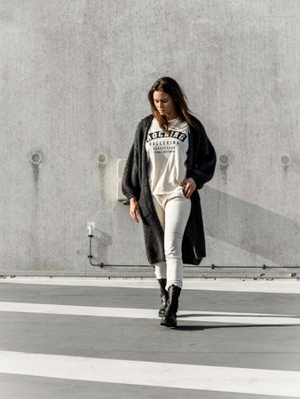 DROPPED CROTCH JOGGER CREAM