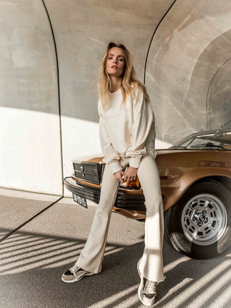 WOMEN : CREAM FLARE PUNTA MILANO STRETCH