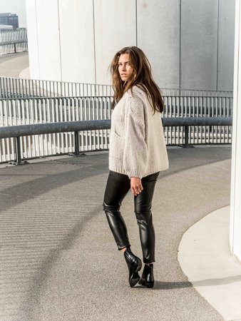 MOHAIR VEST - BEIGE