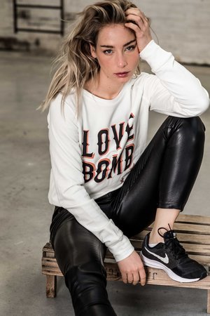 LEATHER PANTS.