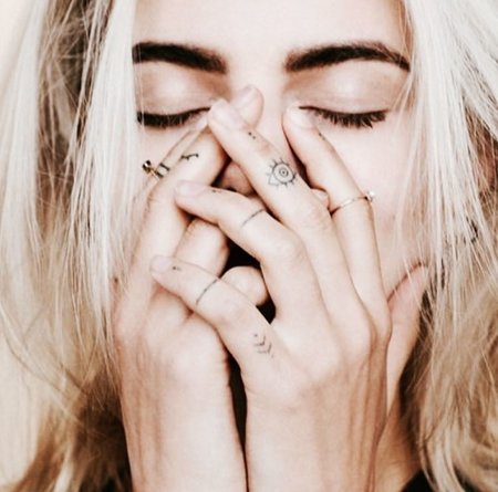 TINY (finger) TATS