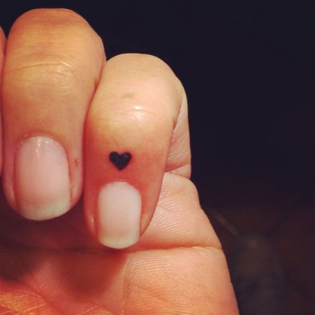 TINY (finger) TATS