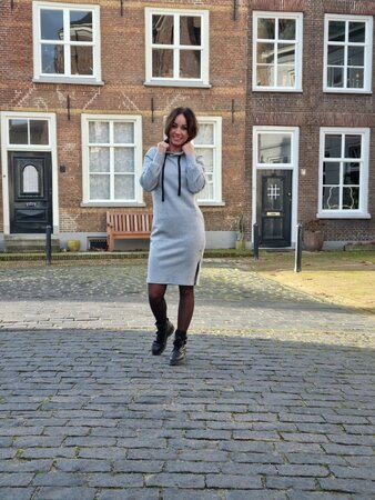 SWEATERDRESS SMILEY - GREY